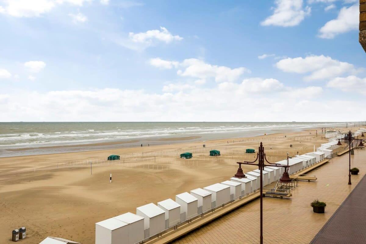 Huswell - Majestic Apartment With Breathtaking Sea View De Haan Exteriér fotografie